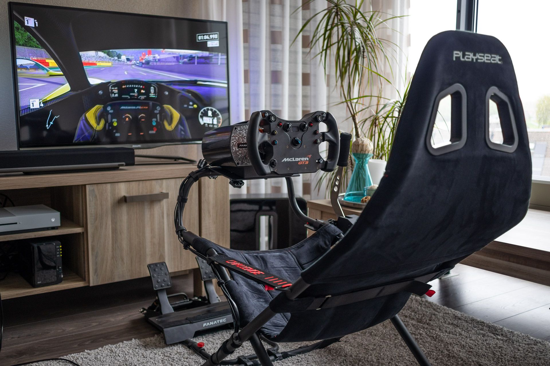 THRUSTMASTER - Volant et pédales T248 pour PC, PS4, PS5