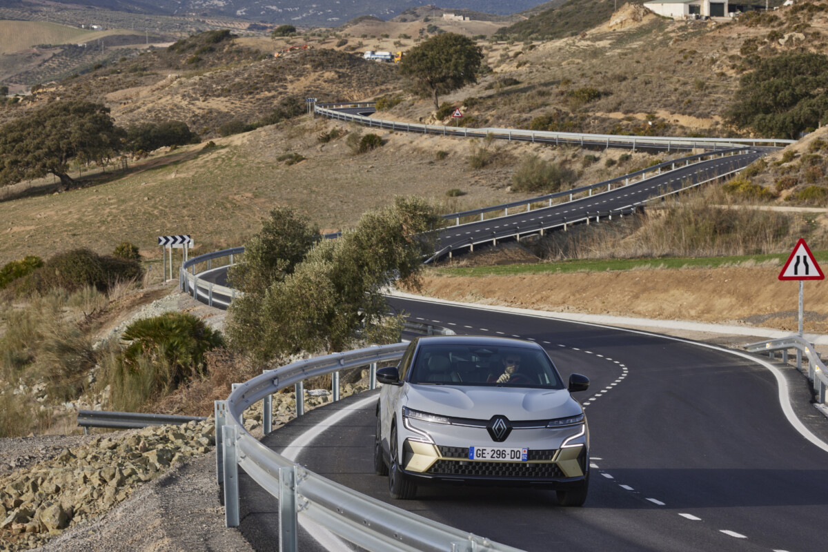 Renault Mégane E-Tech en location longue durée à 248 €/mois, bonne ou mauvaise affaire ?