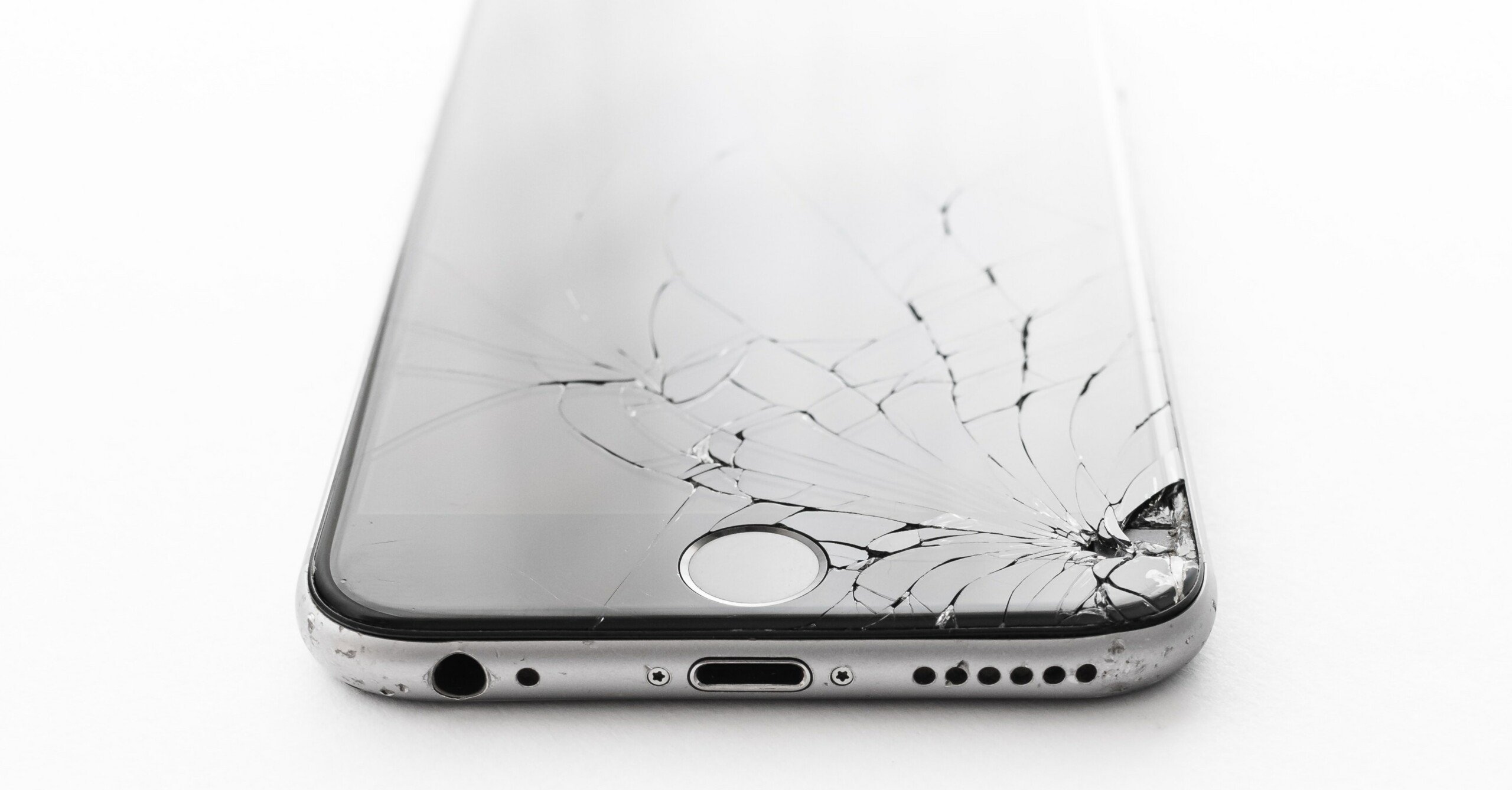 Réparation téléphone Nice, iPad, iPhone, écran cassé