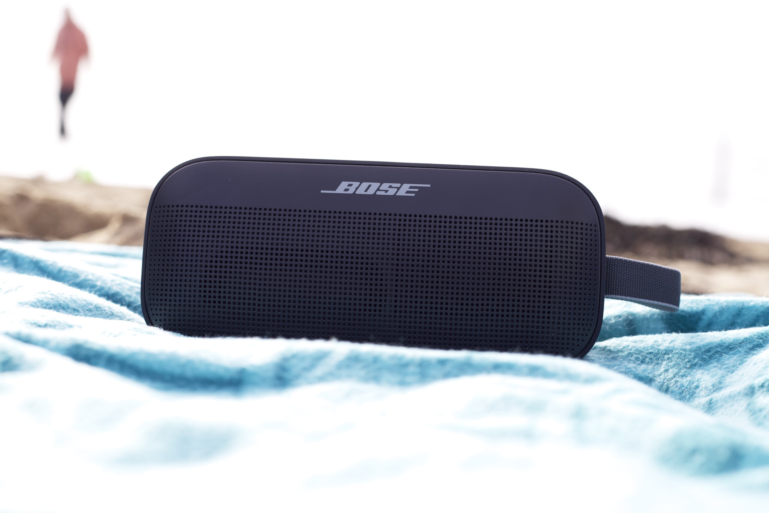 Test Bose SoundLink Flex : une enceinte nomade de qualité