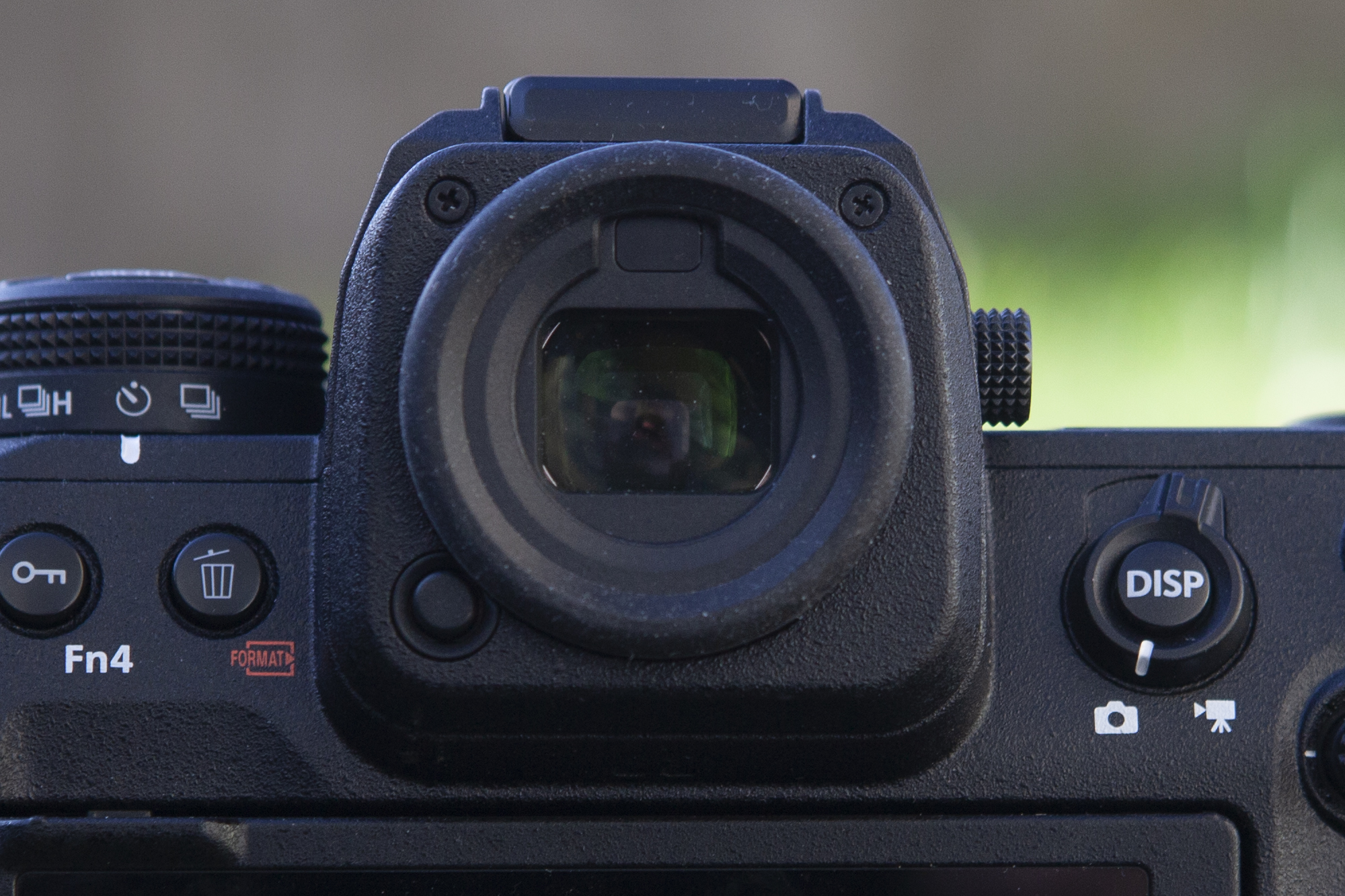 Labo – Nikon Z9 : un buffer illimité, mais sous condition - Les Numériques