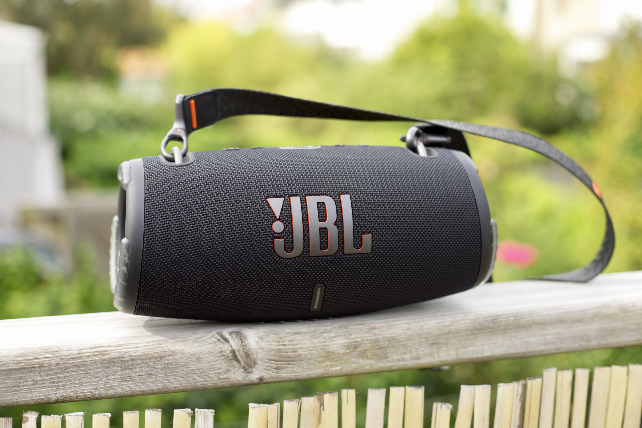 JBL PartyBox 300 : meilleur prix, test et actualités - Les Numériques
