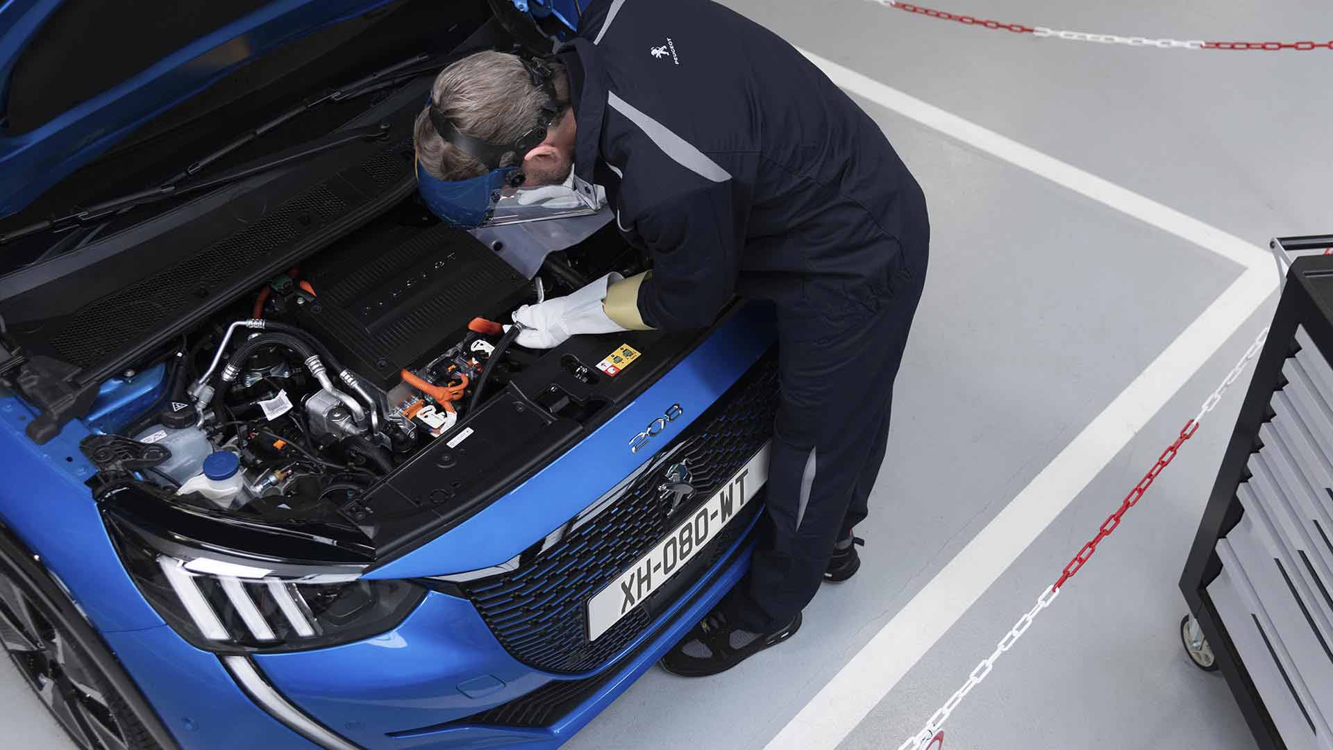 Combien coûte vraiment l'entretien d'une voiture électrique ?