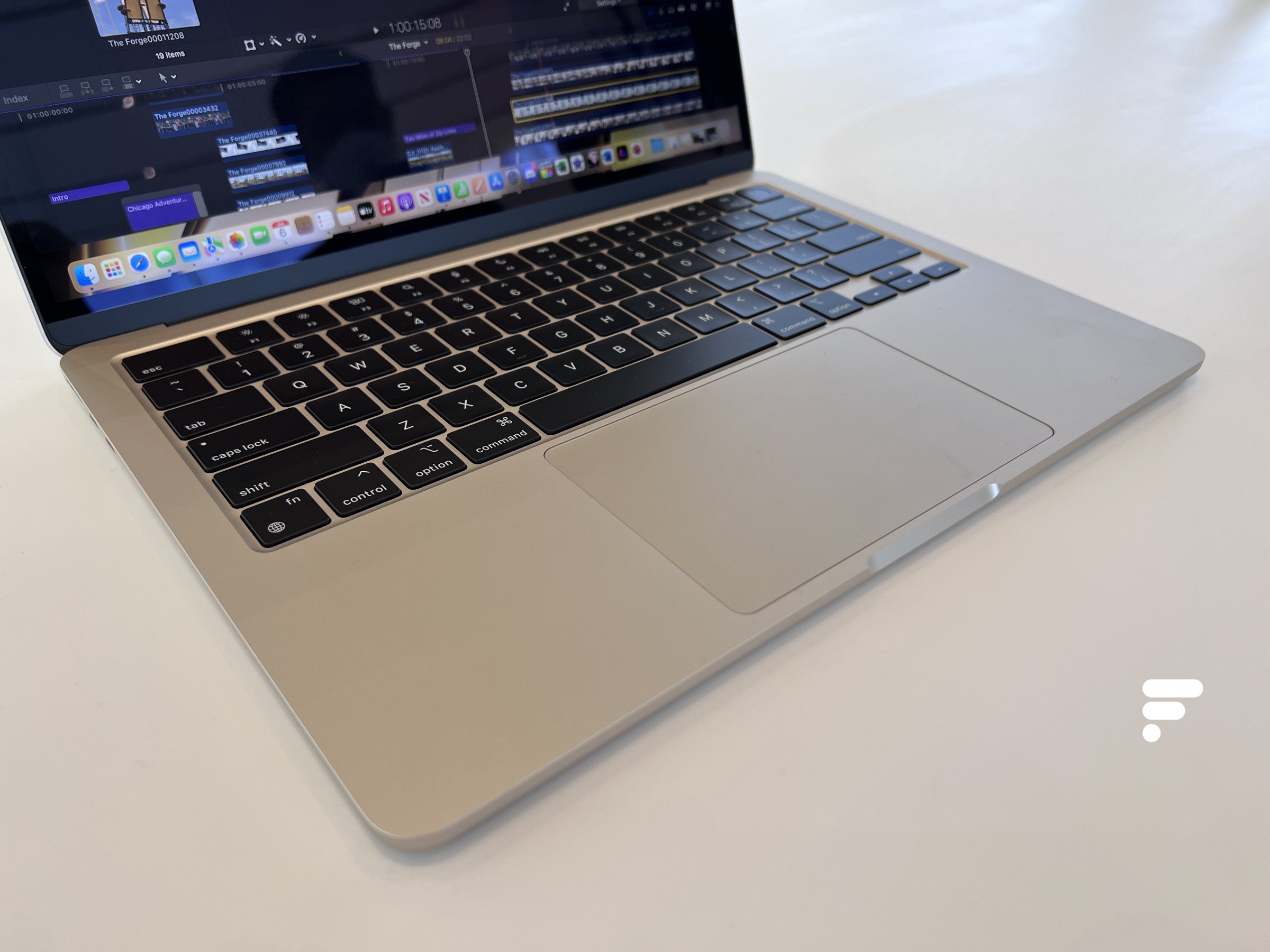 Test Apple MacBook Air M2 : ENFIN du renouveau dans l'Air 