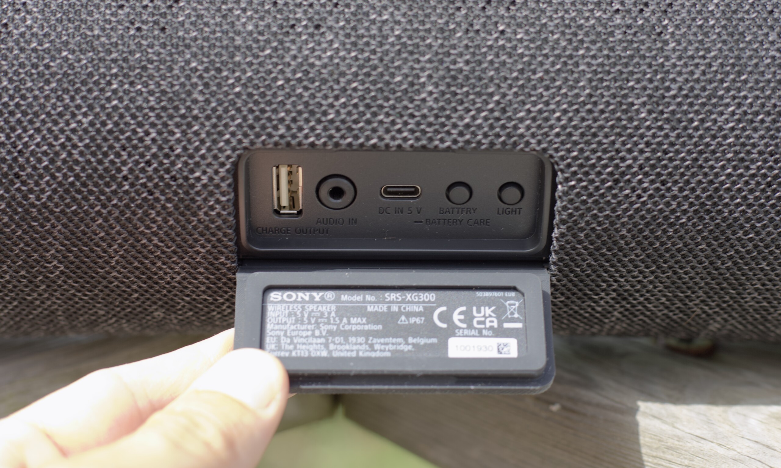 Sony SRS-XG300 - Enceinte Bluetooth sans Fil Portable avec Un Son Puissant  et des Jeux de lumière pour Les fêtes - étanche, autonomie de 25 Heures