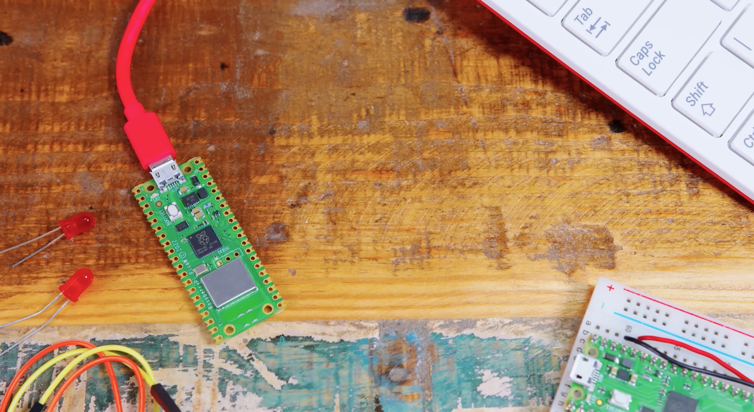 Raspberry Pi dégaine un nouveau microcontrôleur Pico... avec un truc en plus