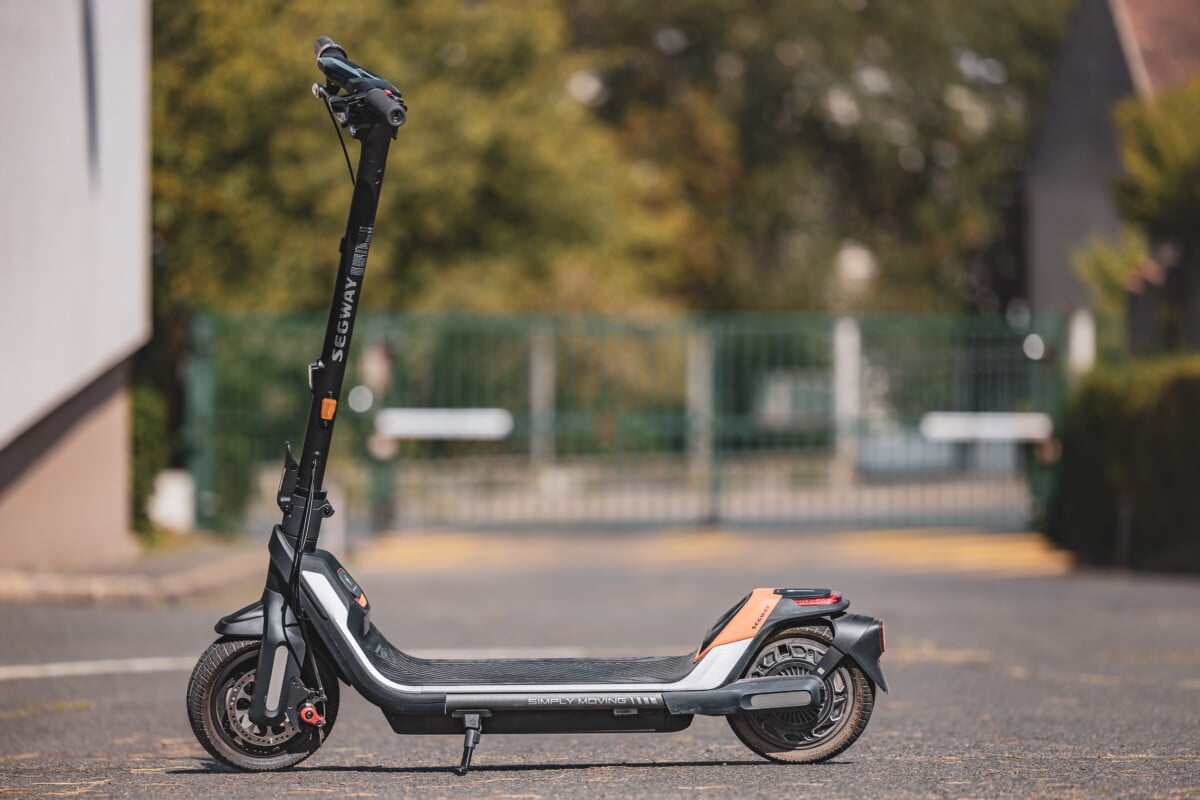 Ninebot kickscooter p65e