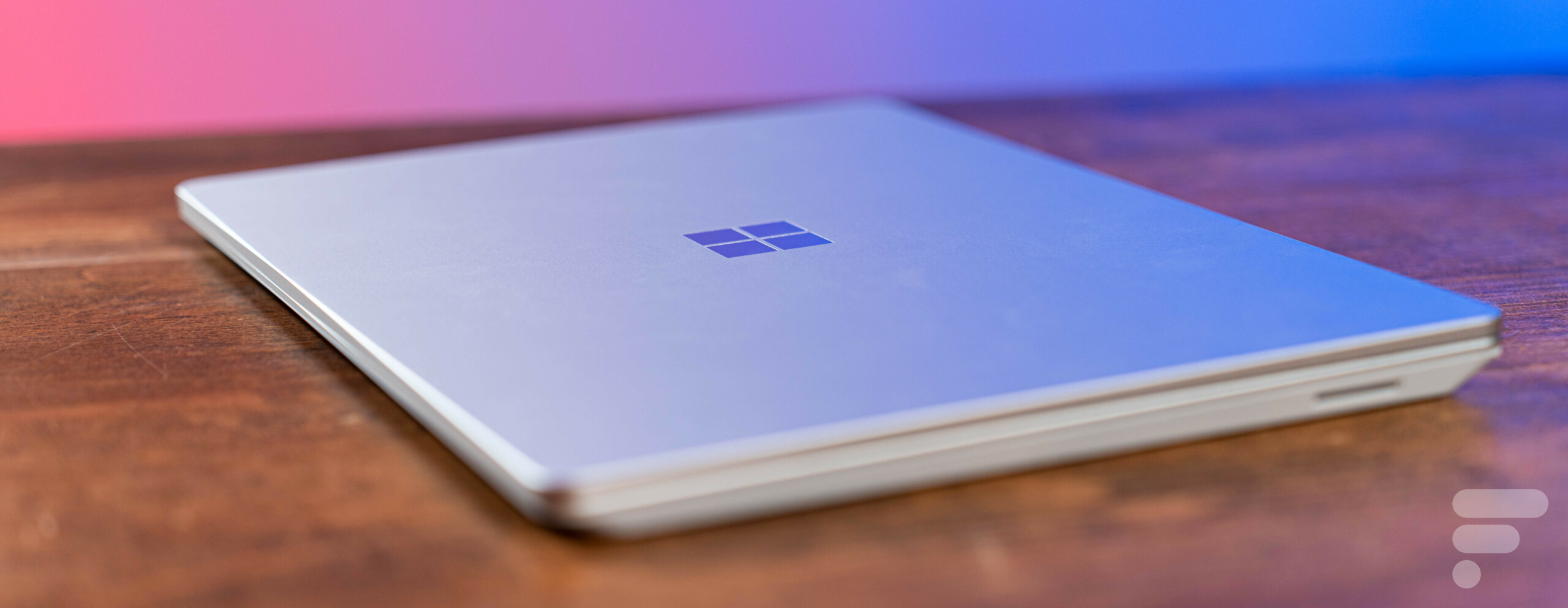 Surface Go 2 : l'ordinateur portable léger et compact - Microsoft Surface  pour les entreprises