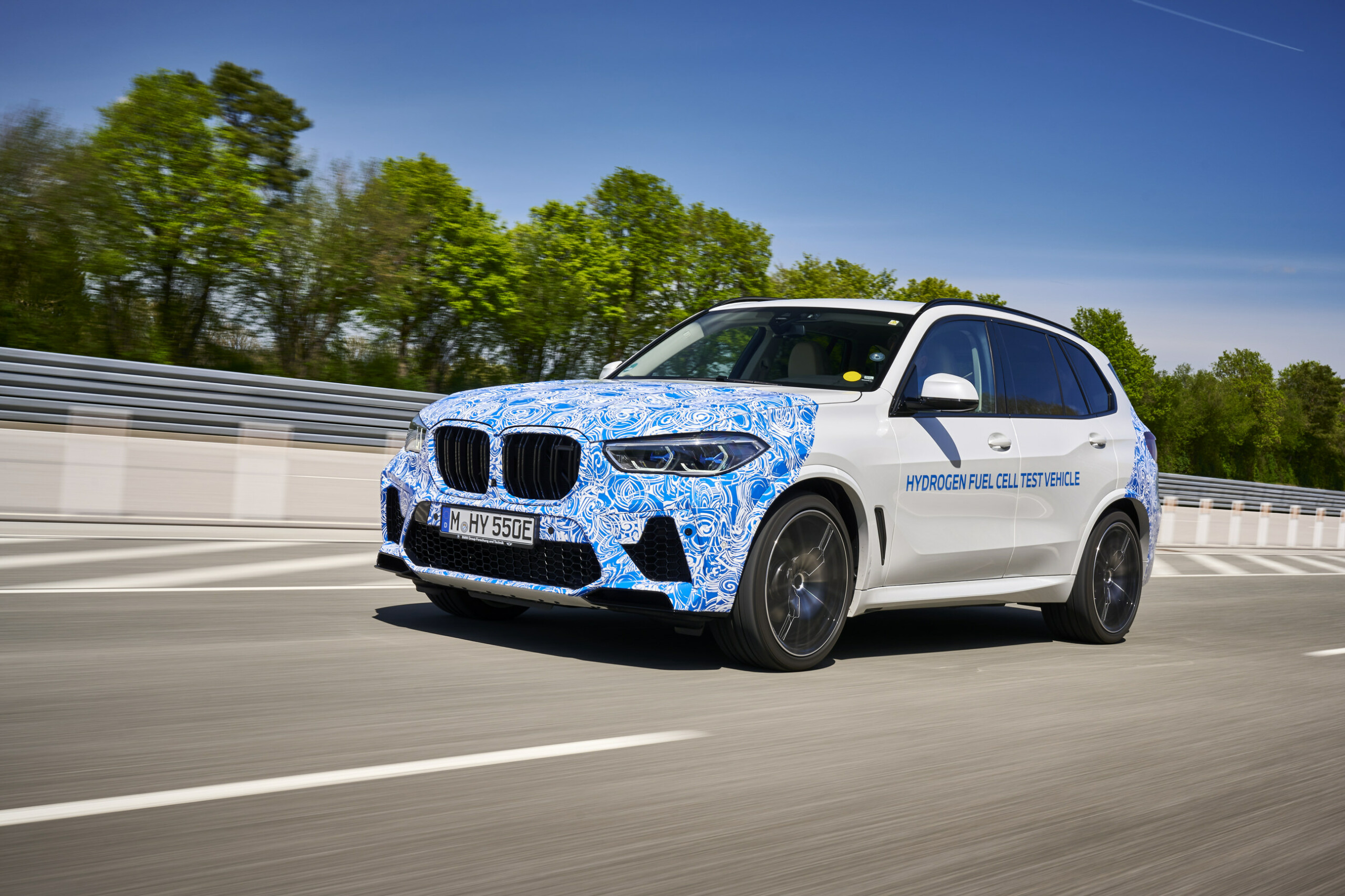BMW confirme l’arrivée d’un SUV à hydrogène : pourquoi c’est une mauvaise idée