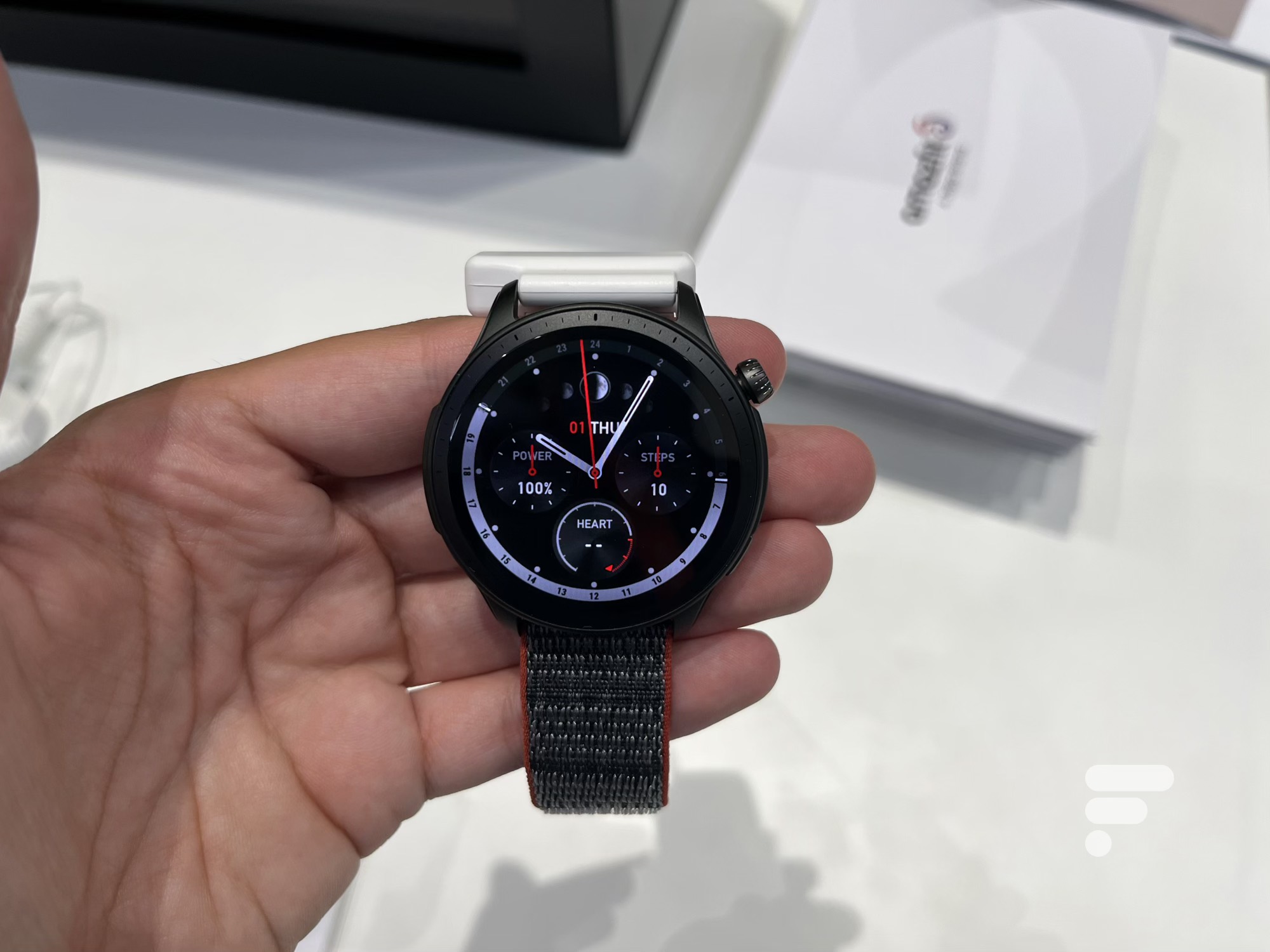 The price of the Amazfit GTR 4 has dropped by over 30% and is a bargain for a connected watch.