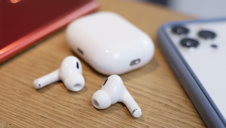 Airpods Et Airpods Pro Apple D Voilerait Une Nouvelle Version Avec L Iphone Et C Est Logique