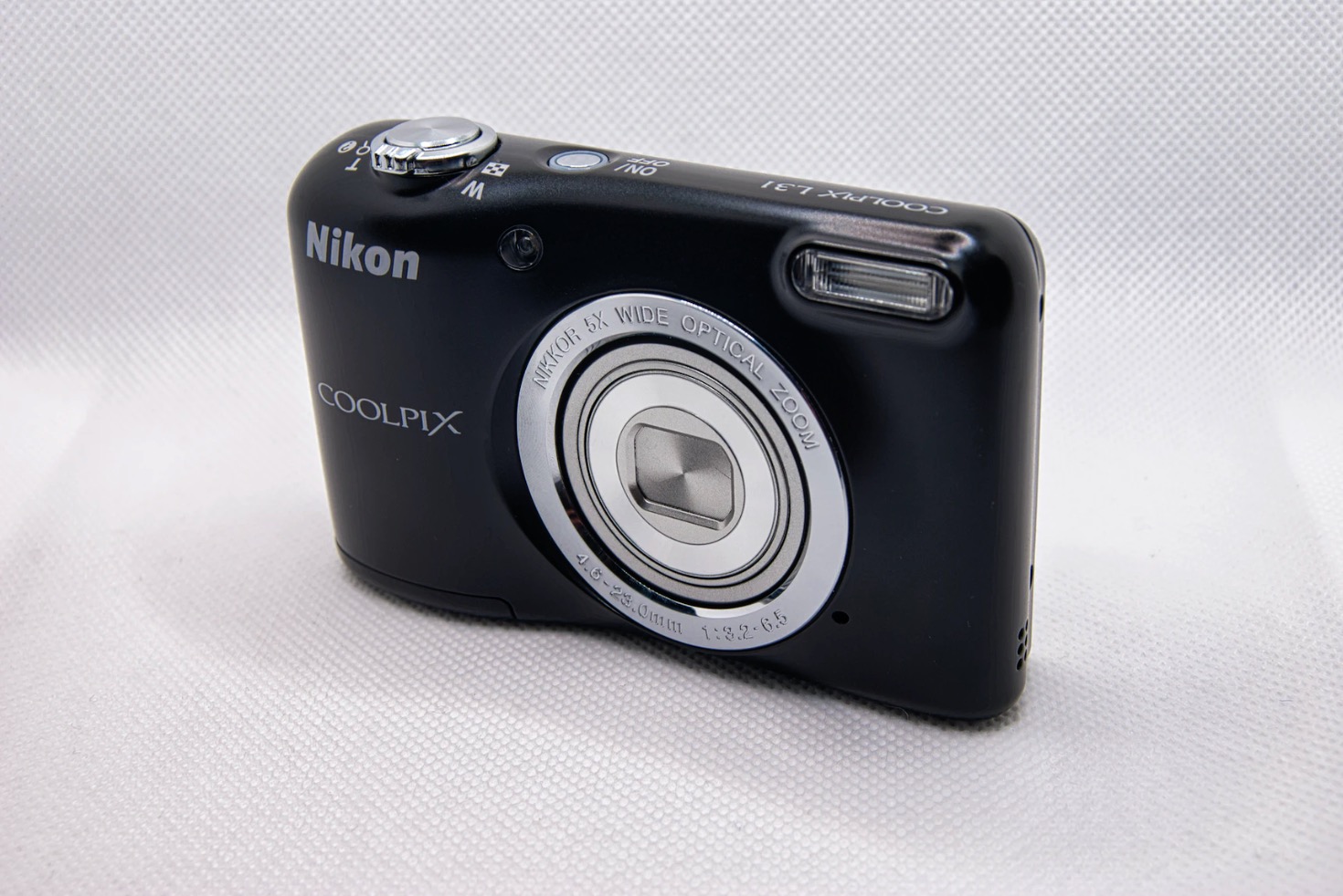 Appareil photo numérique Nikon COOLPIX A10  Appareil photo numérique  compact de Nikon