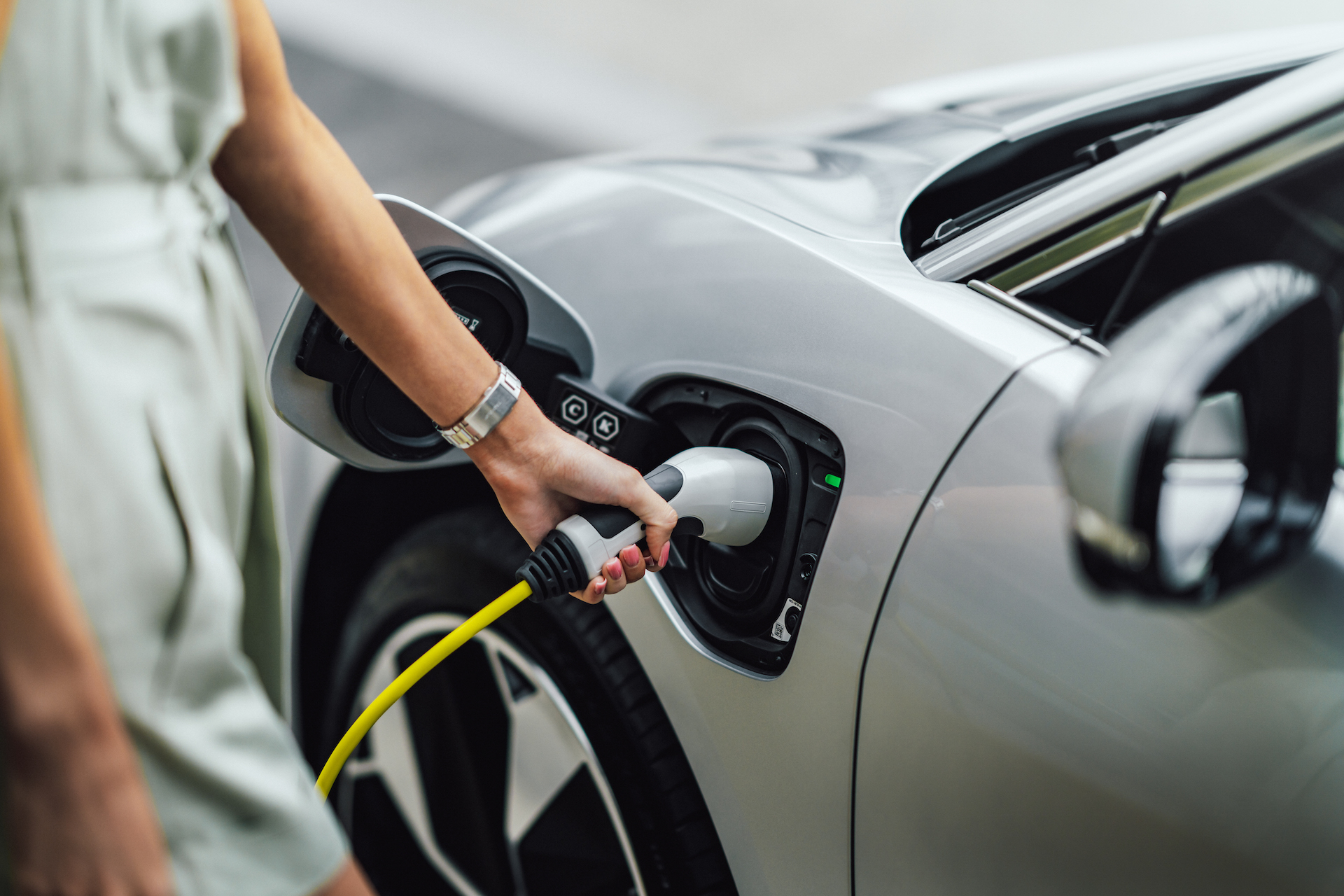 Borne recharge voiture électrique : tout savoir de A à Z