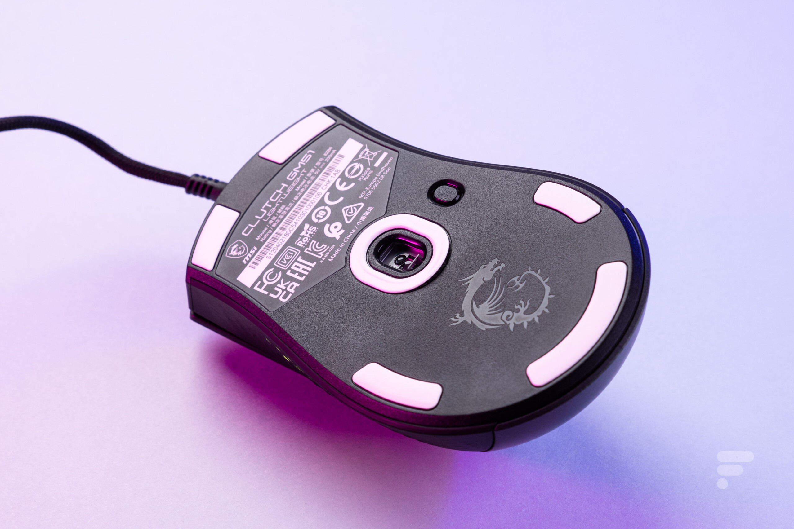 Test MSI Clutch GM51 Lightweight Wireless : une souris gaming sans-fil au  tarif agressif - Les Numériques