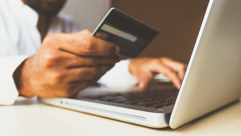 Comment payer en ligne sans carte bancaire