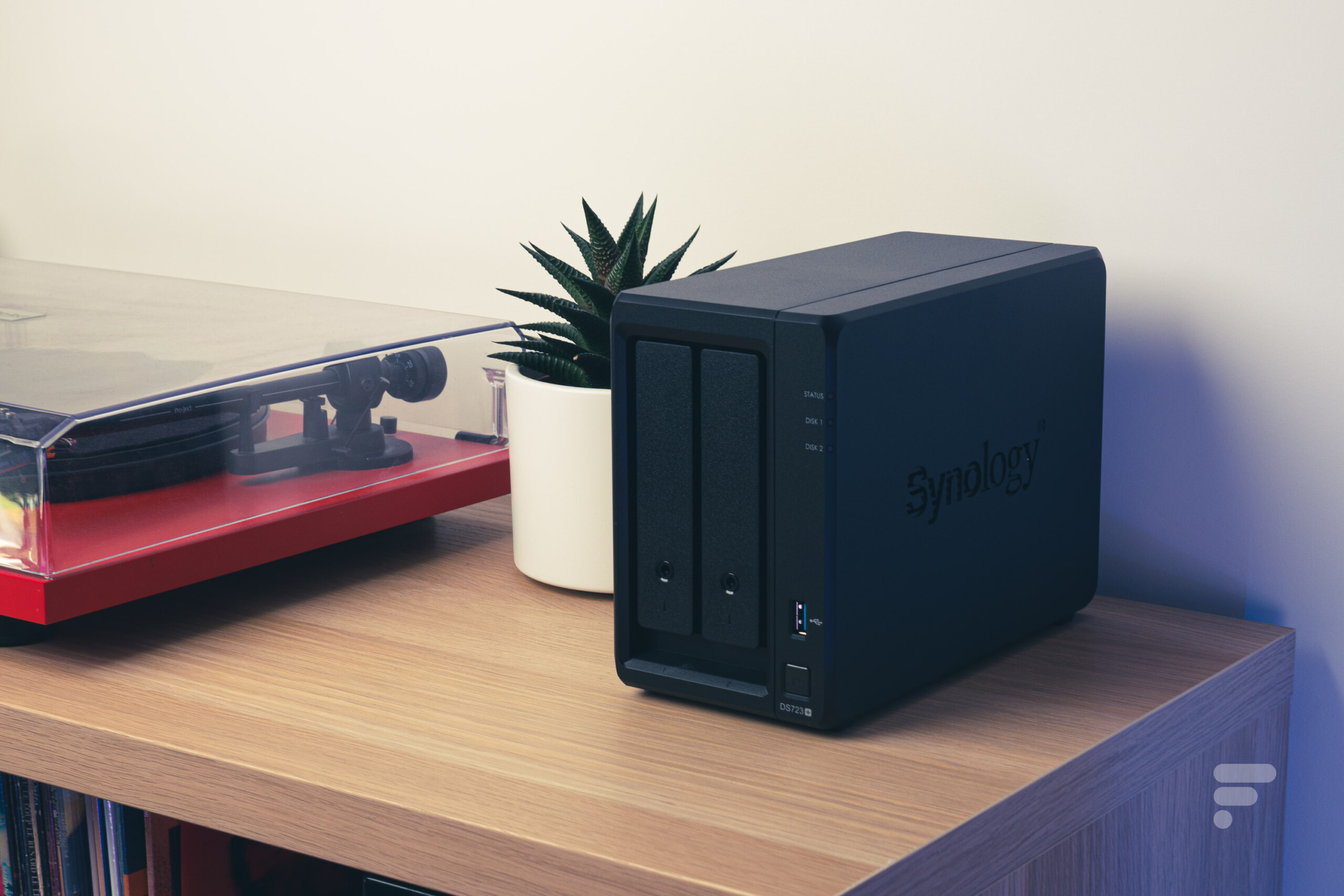 Serveur NAS Synology DiskStation DS720+ 2 baies