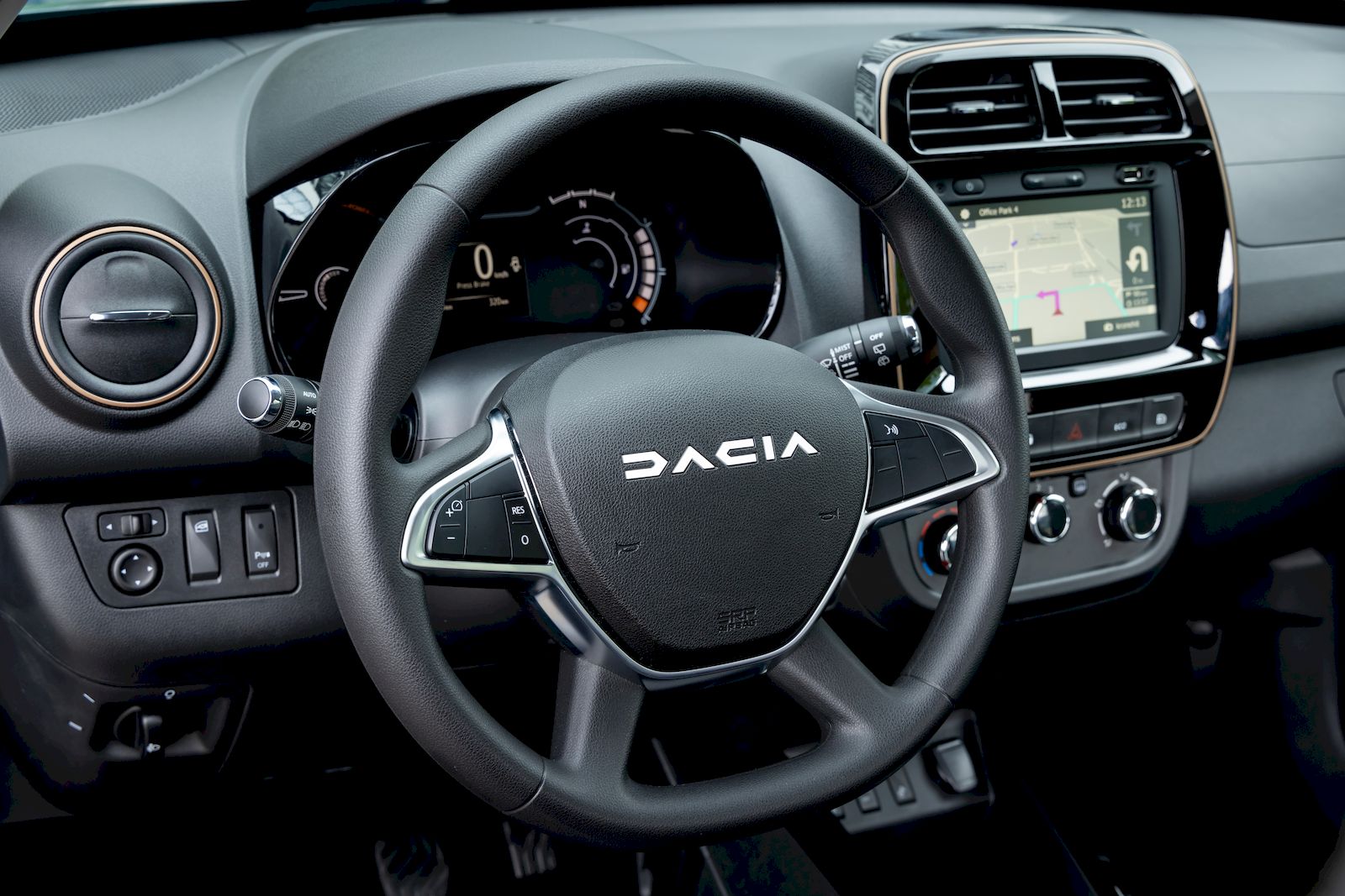 Essai Dacia Spring 45 et 65 : laquelle choisir avec le bonus maxi ?