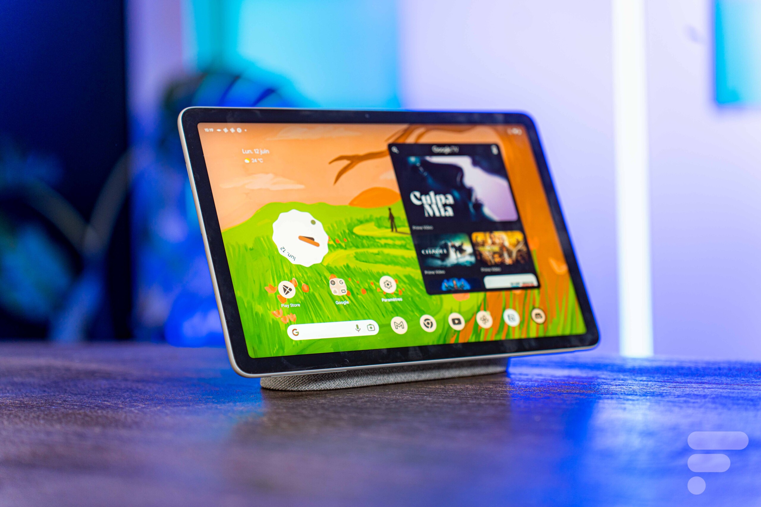 La bêta d'Android 14 est enfin disponible pour les tablettes et les  smartphones pliables