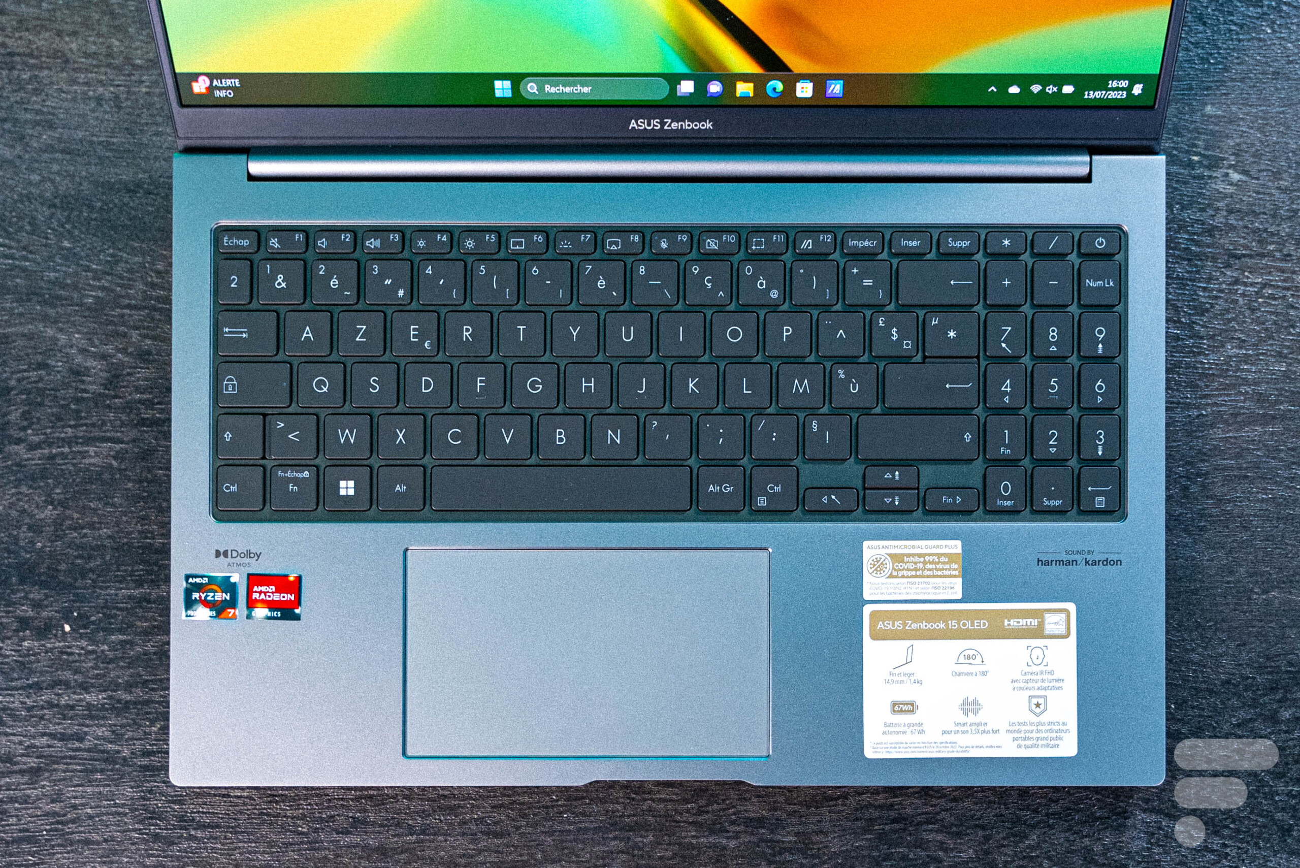 Test Asus Zenbook 15 OLED : le meilleur ultra-portable 15 pouces