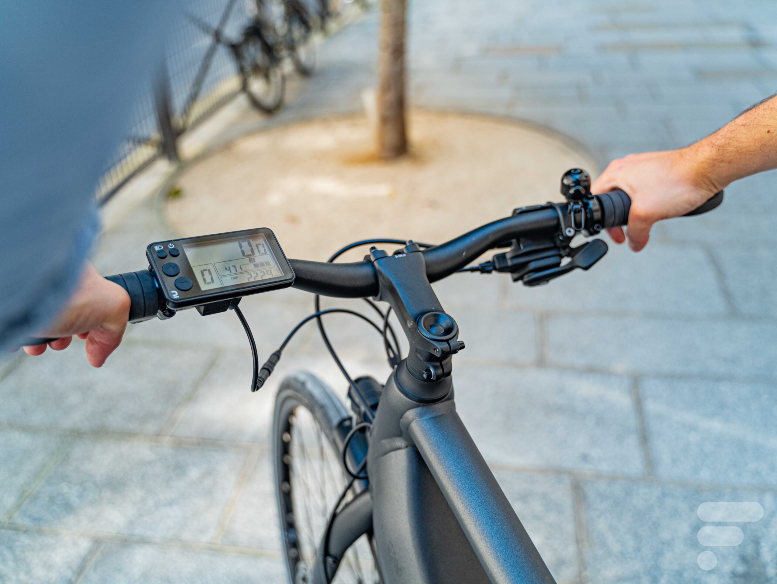 Test du Decathlon Elops LD 500 E : notre avis complet et détaillé sur ce  vélo électrique
