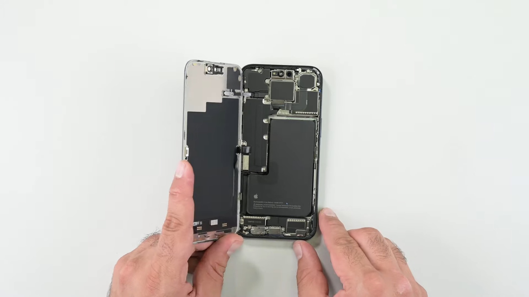 Problème d'écran OLED sur l'iPhone 15 Pro : iOS 17.1 à la rescousse
