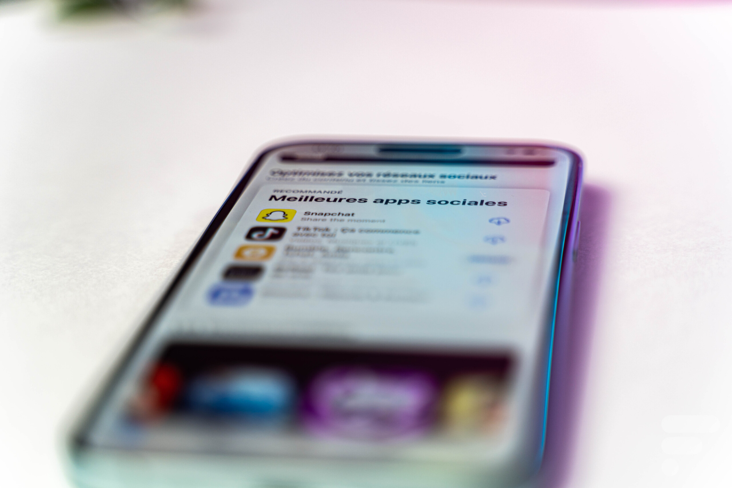 iPhone 15 Pro Max : des témoignages inquiétants concernant l'écran