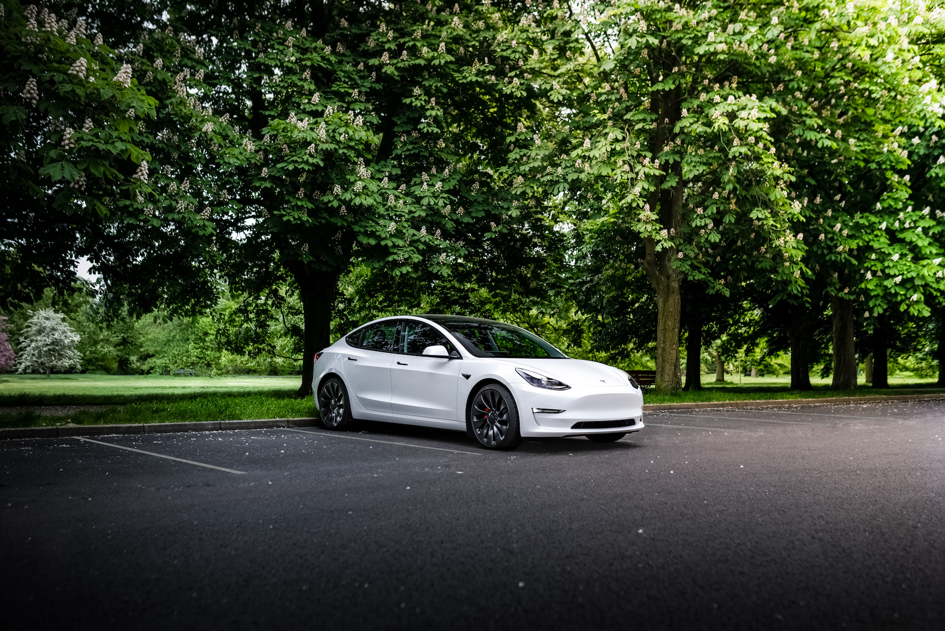 Mais pourquoi Tesla ne propose pas cette amélioration des Model 3 en Europe  ?