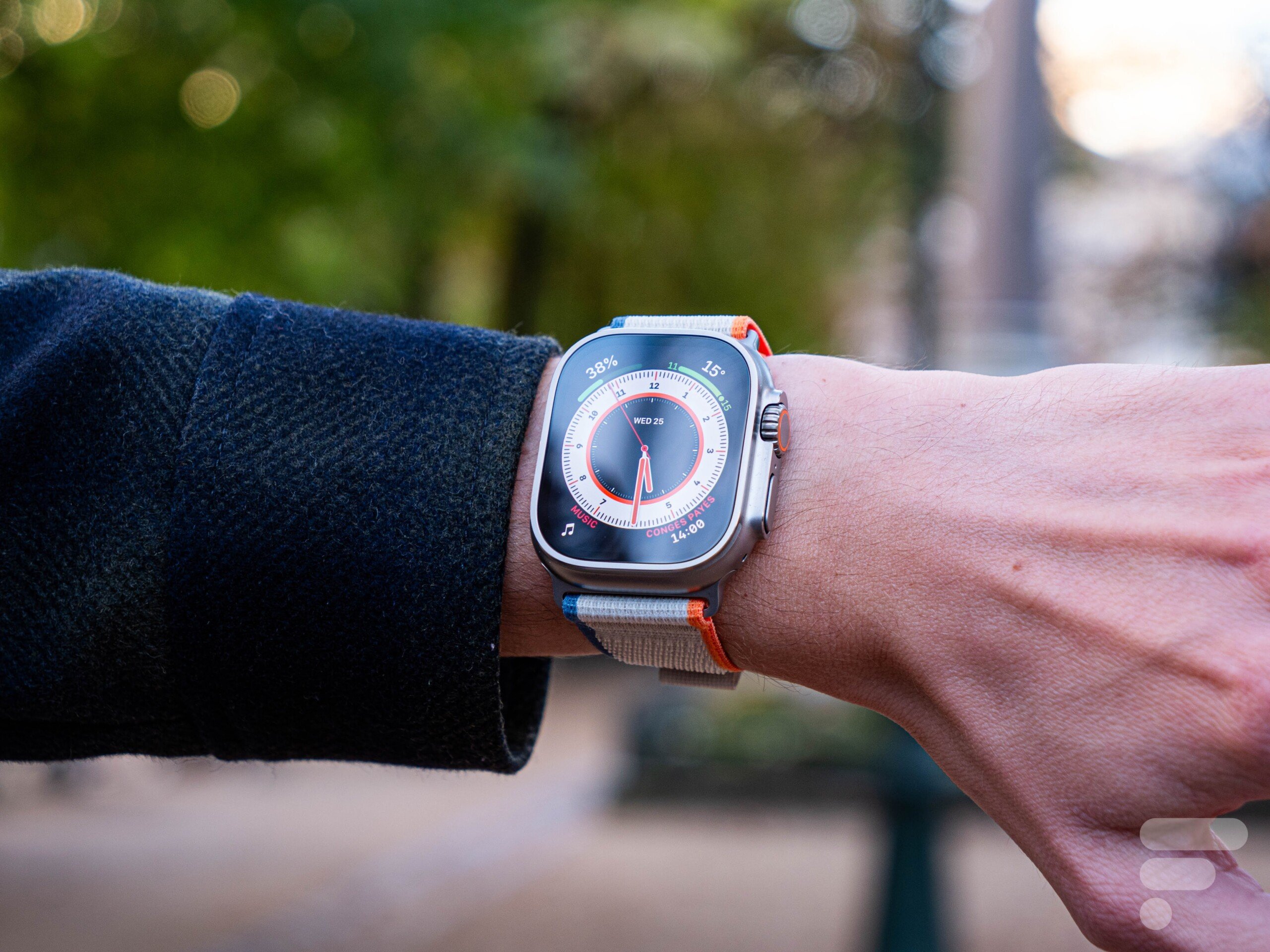 Apple Watch Ultra : Cinq choses que l'on peut faire avec une montre  connectée en 2022