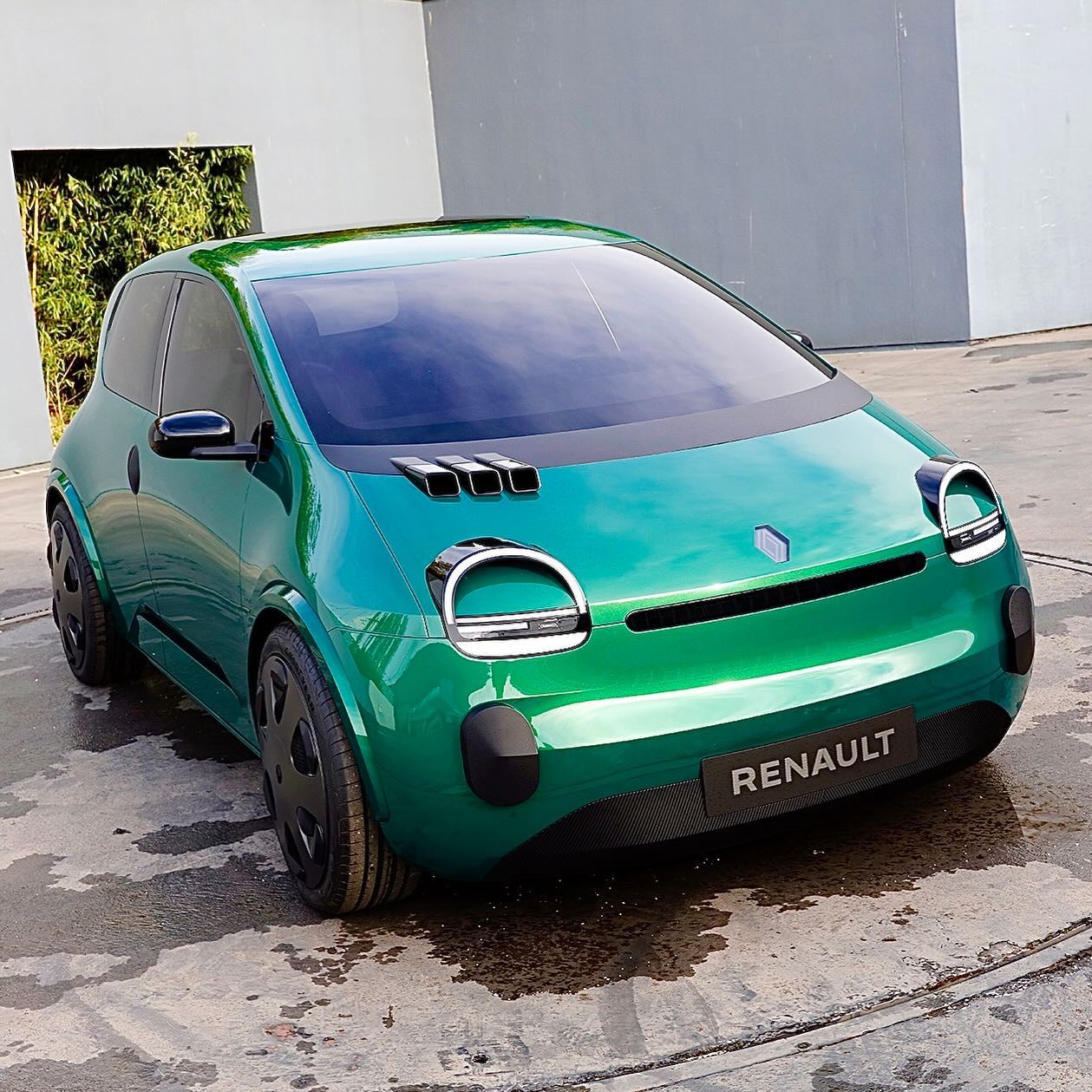 Autonomy challenge- Renault Twingo e-Tech Electric - CIRCUTOR