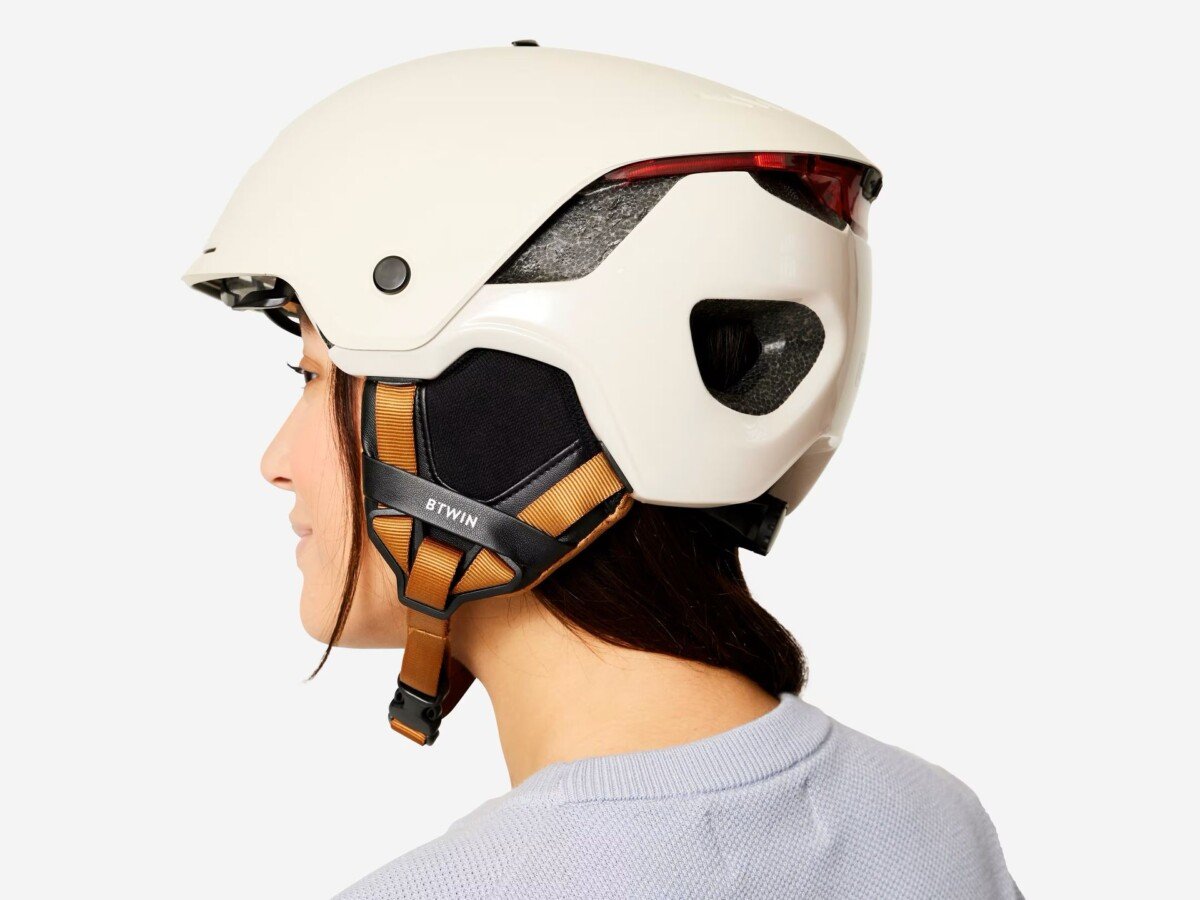 Decathlon Btwin 900 White Bicycle Helmet
