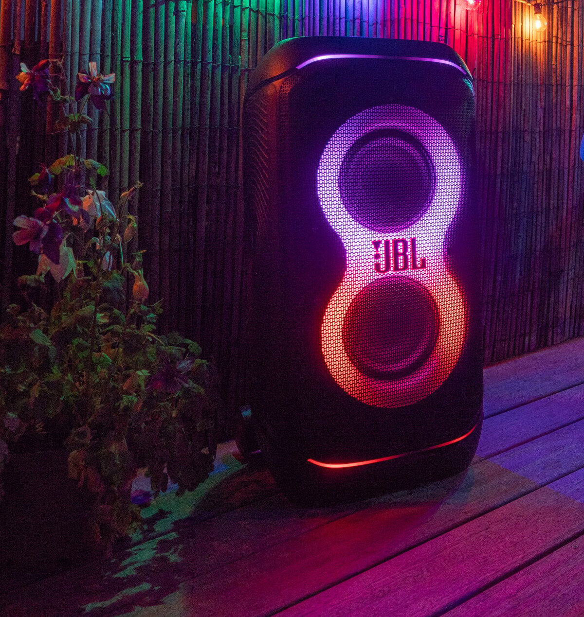 JBL PartyBox Stage 320 review