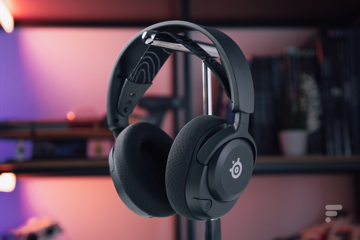 SteelSeries Arctis Nova 5