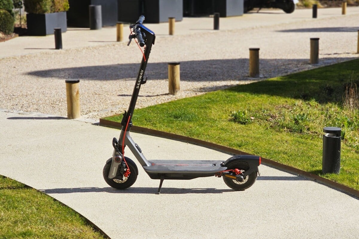 Ninebot F3 Pro E Segway trottinette électrique